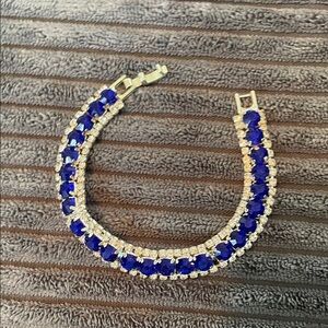 Elegant Blue and Gold Bracelet